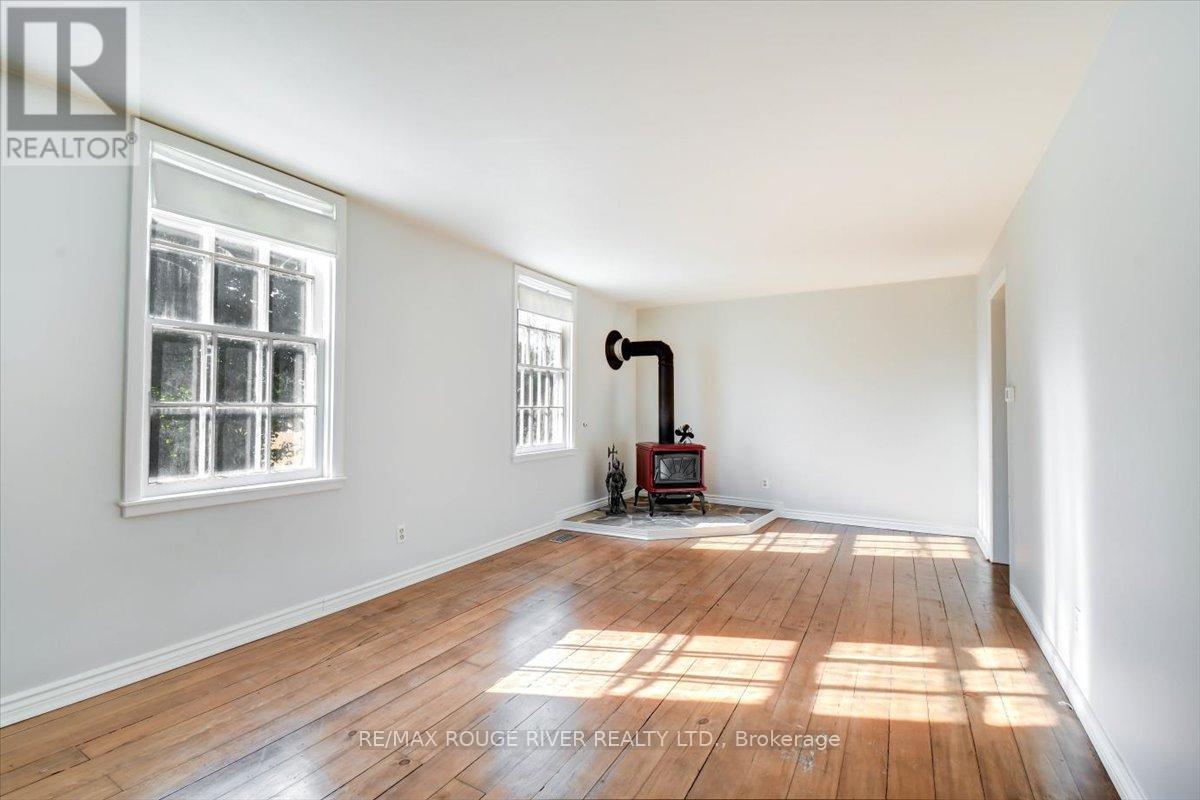 1140 Heritage Line, Otonabee-South Monaghan, Ontario K0L 2G0 - Photo 8 - X12540530