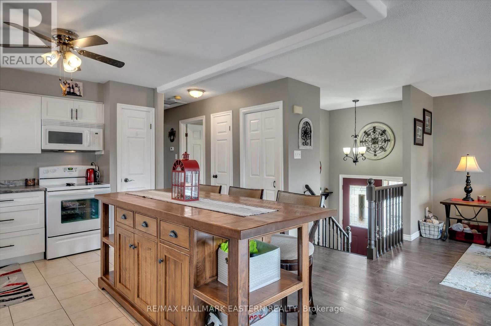 2574 Foxmeadow Road, Peterborough, Ontario K9L 1X2 - Photo 10 - X12540548