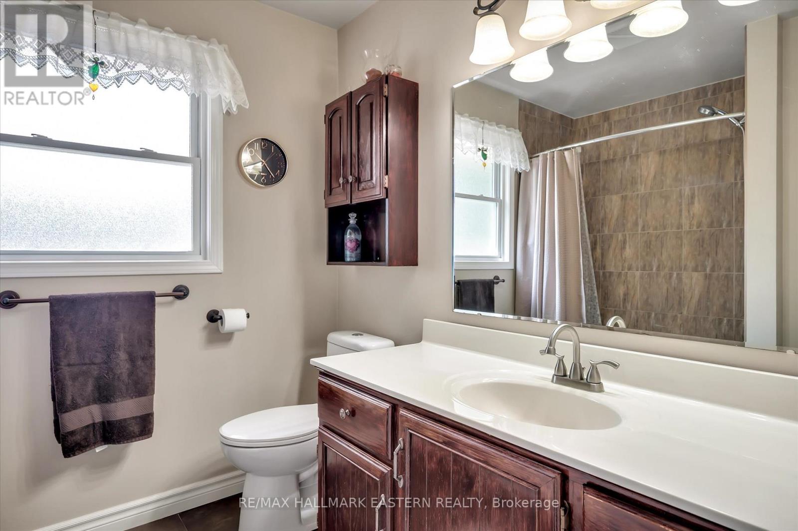 2574 Foxmeadow Road, Peterborough, Ontario K9L 1X2 - Photo 19 - X12540548