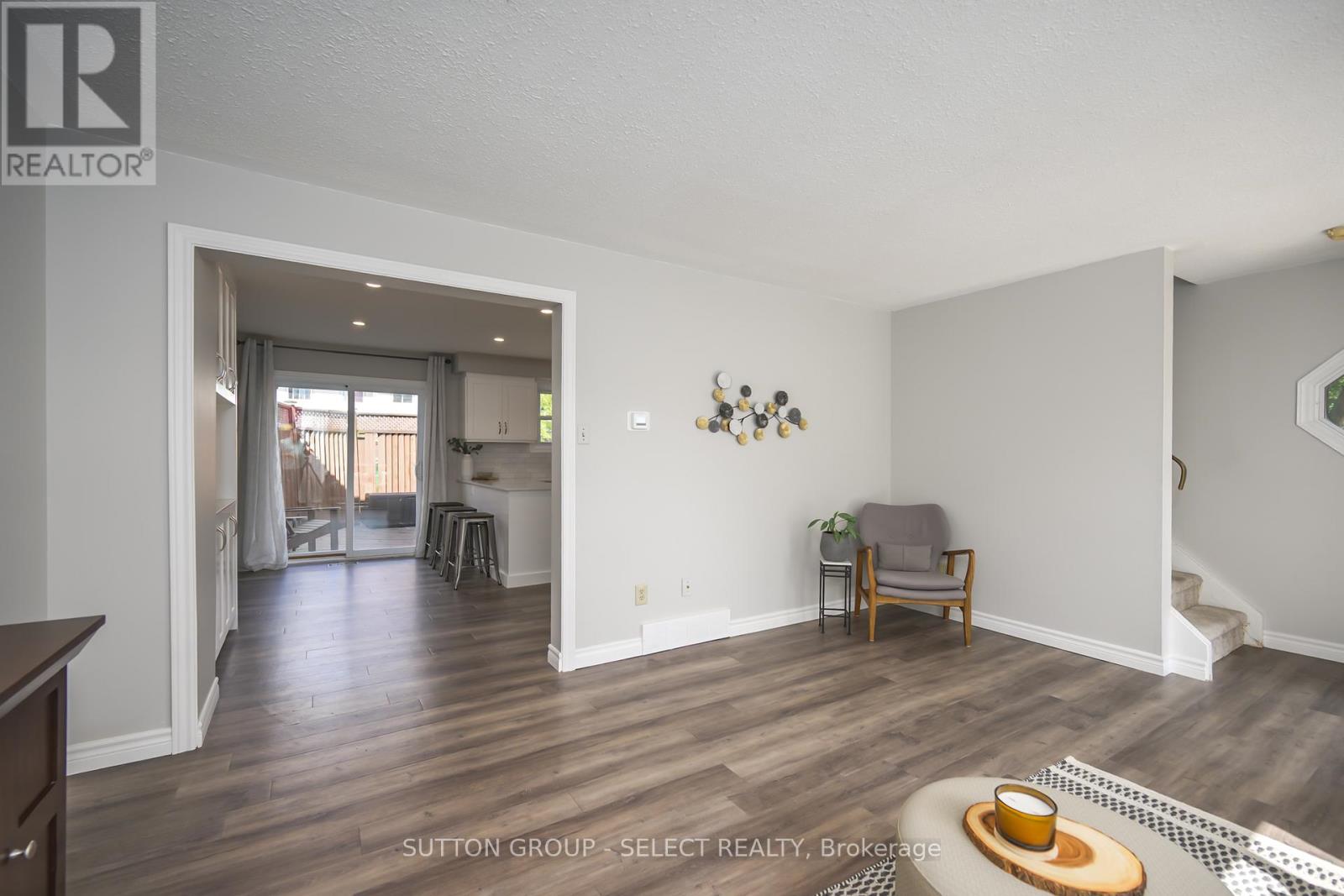 96 Elvira Crescent, London South, Ontario  N6E 2P5 - Photo 13 - X12540236