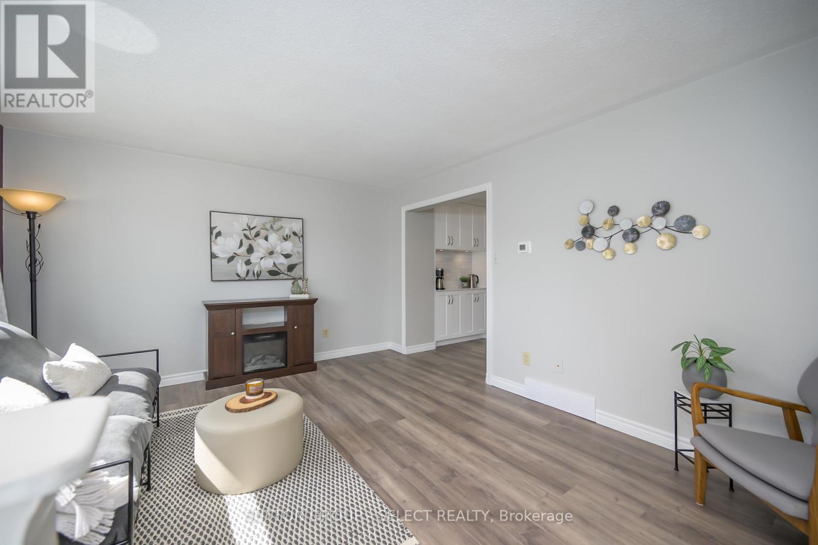 96 Elvira Crescent, London South, Ontario  N6E 2P5 - Photo 14 - X12540236