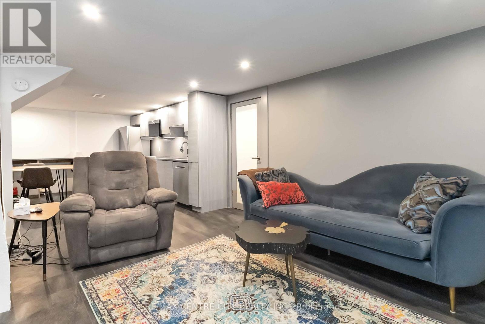 74 Doulton Street, London East, Ontario  N5W 2P7 - Photo 31 - X12540276