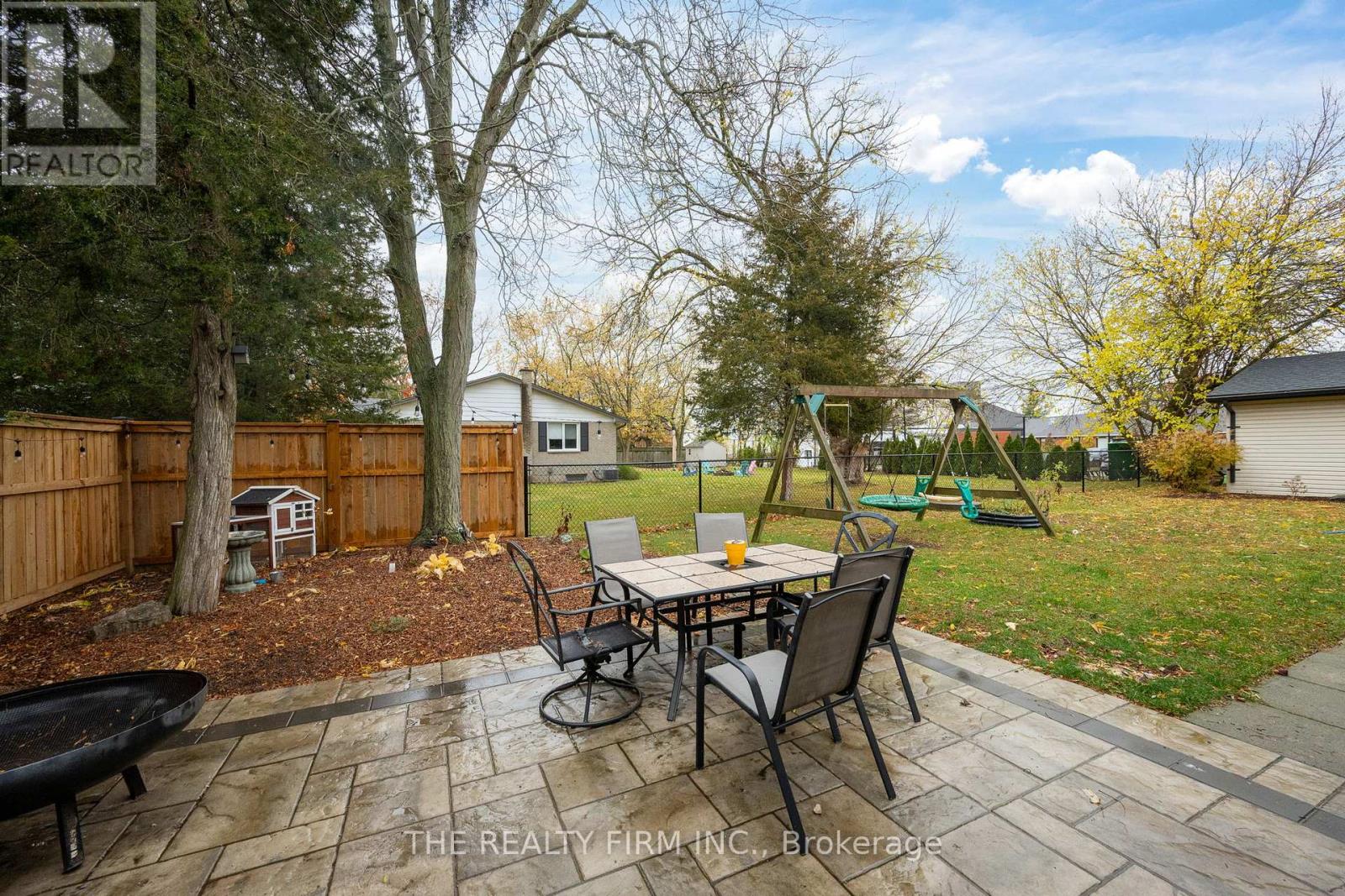 179 Valleyview Drive, Middlesex Centre, Ontario N0L 1R0 - Photo 28 - X12540366