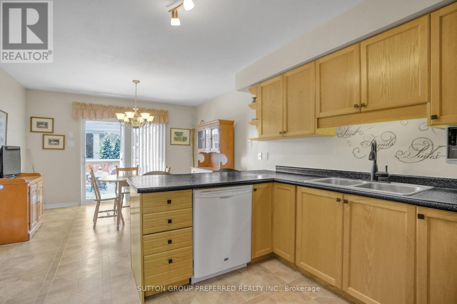 55 - 99 Edgevalley Road, London East, Ontario  N5Y 5N1 - Photo 15 - X12540372