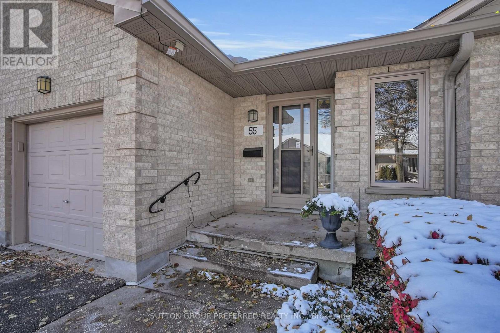 55 - 99 Edgevalley Road, London East, Ontario  N5Y 5N1 - Photo 3 - X12540372