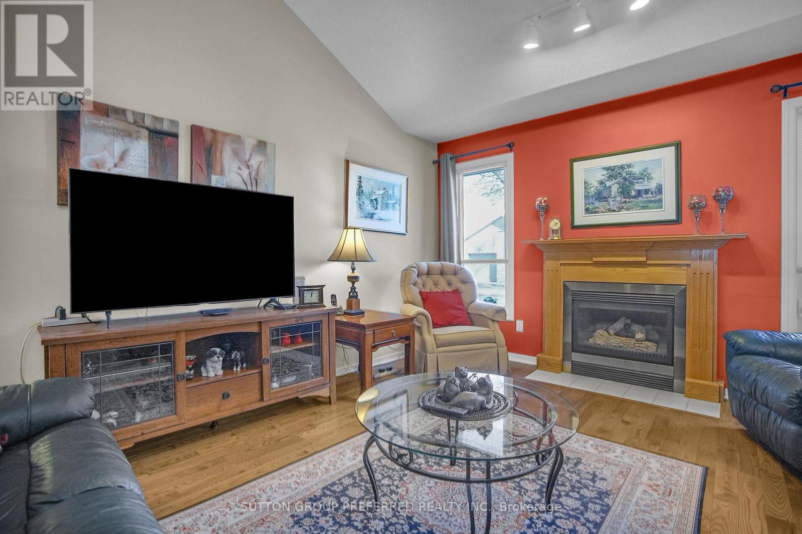 55 - 99 Edgevalley Road, London East, Ontario  N5Y 5N1 - Photo 6 - X12540372