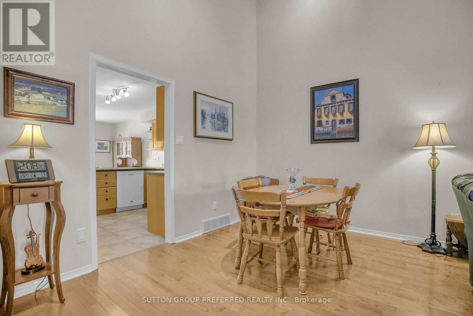 55 - 99 Edgevalley Road, London East, Ontario  N5Y 5N1 - Photo 9 - X12540372