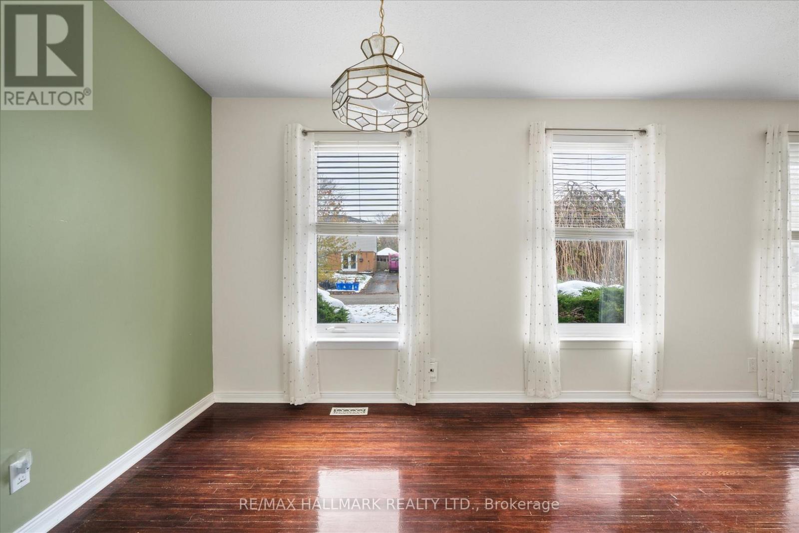 727 Kingfisher Drive, Pickering, Ontario  L1W 1X4 - Photo 14 - E12540116