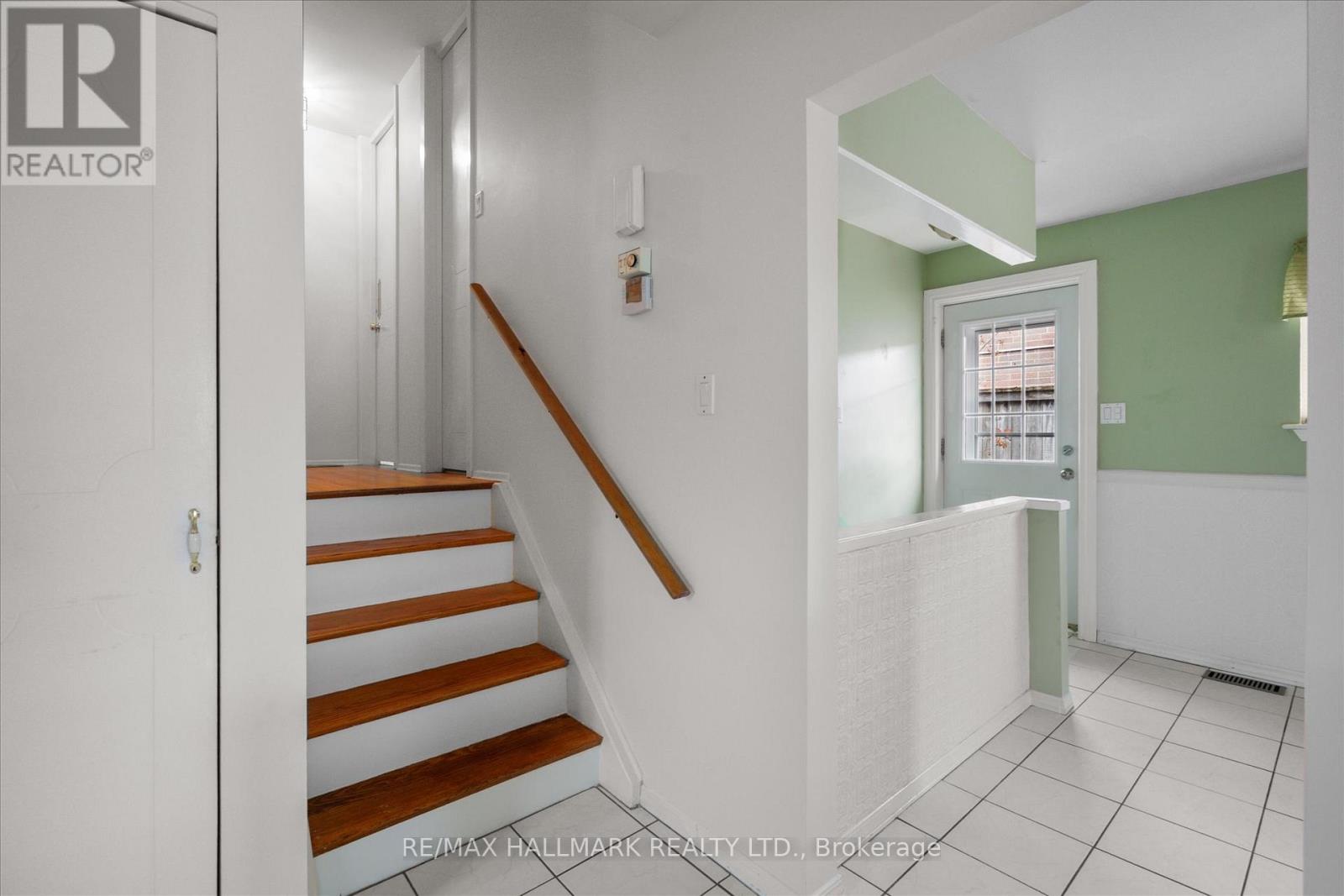 727 Kingfisher Drive, Pickering, Ontario  L1W 1X4 - Photo 19 - E12540116