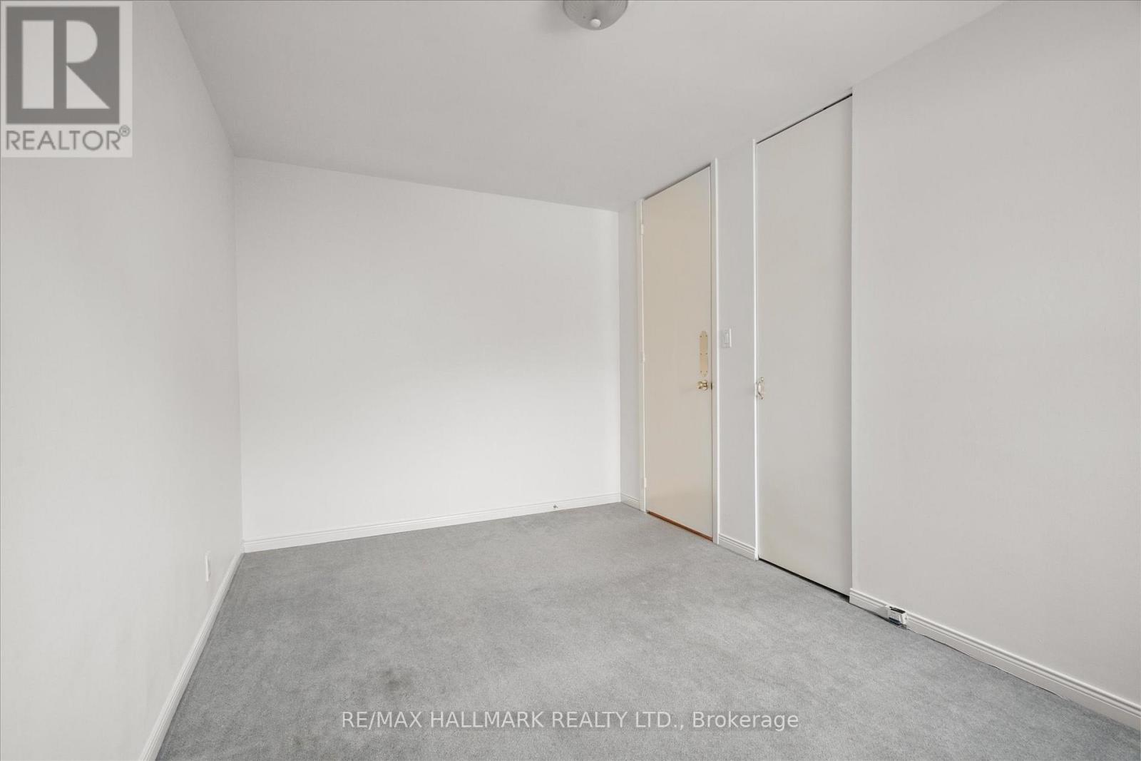 727 Kingfisher Drive, Pickering, Ontario  L1W 1X4 - Photo 24 - E12540116