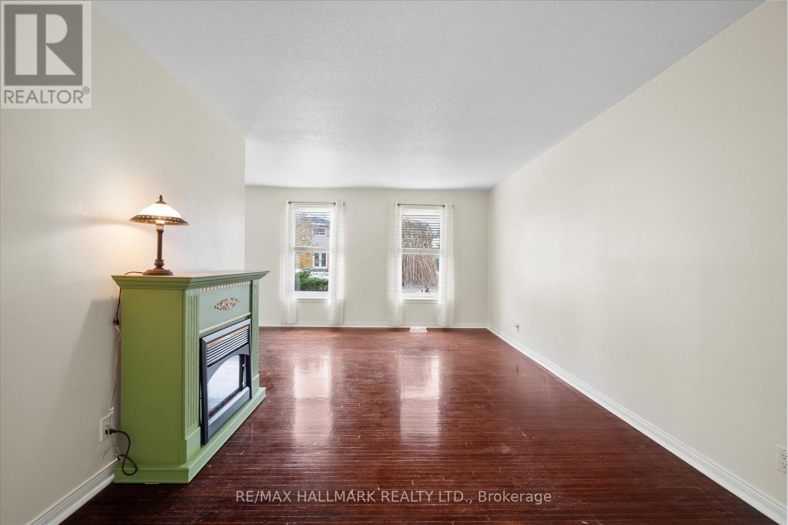 727 Kingfisher Drive, Pickering, Ontario  L1W 1X4 - Photo 7 - E12540116