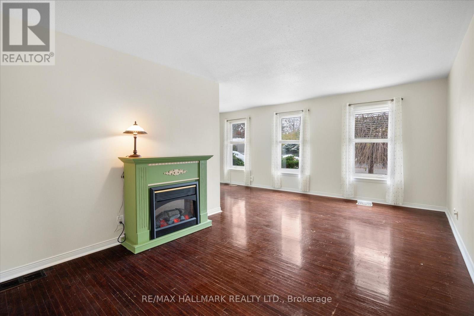 727 Kingfisher Drive, Pickering, Ontario  L1W 1X4 - Photo 8 - E12540116