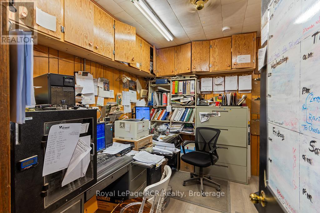 260/248 Garafraxa Street N, Chatsworth, Ontario N0H 1G0 - Photo 16 - X12508770