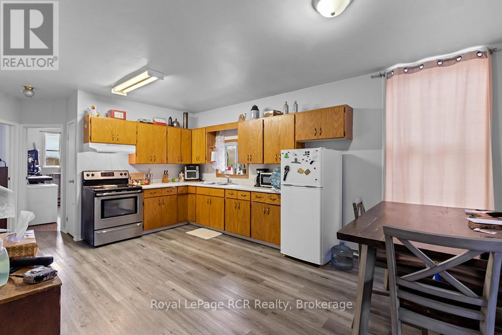 260/248 Garafraxa Street N, Chatsworth, Ontario N0H 1G0 - Photo 30 - X12508770