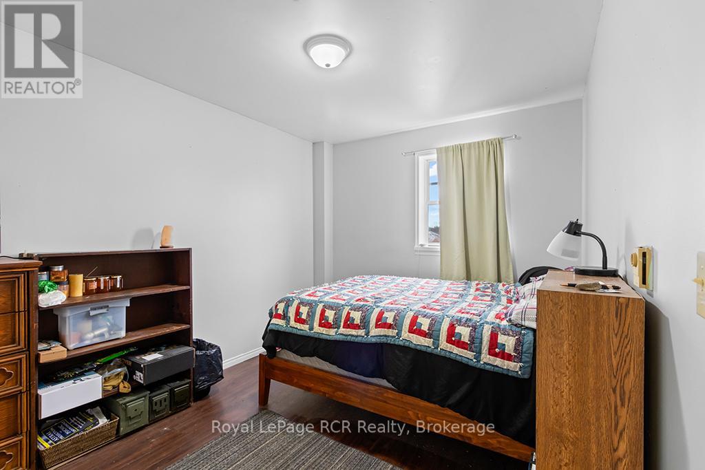 260/248 Garafraxa Street N, Chatsworth, Ontario N0H 1G0 - Photo 33 - X12508770