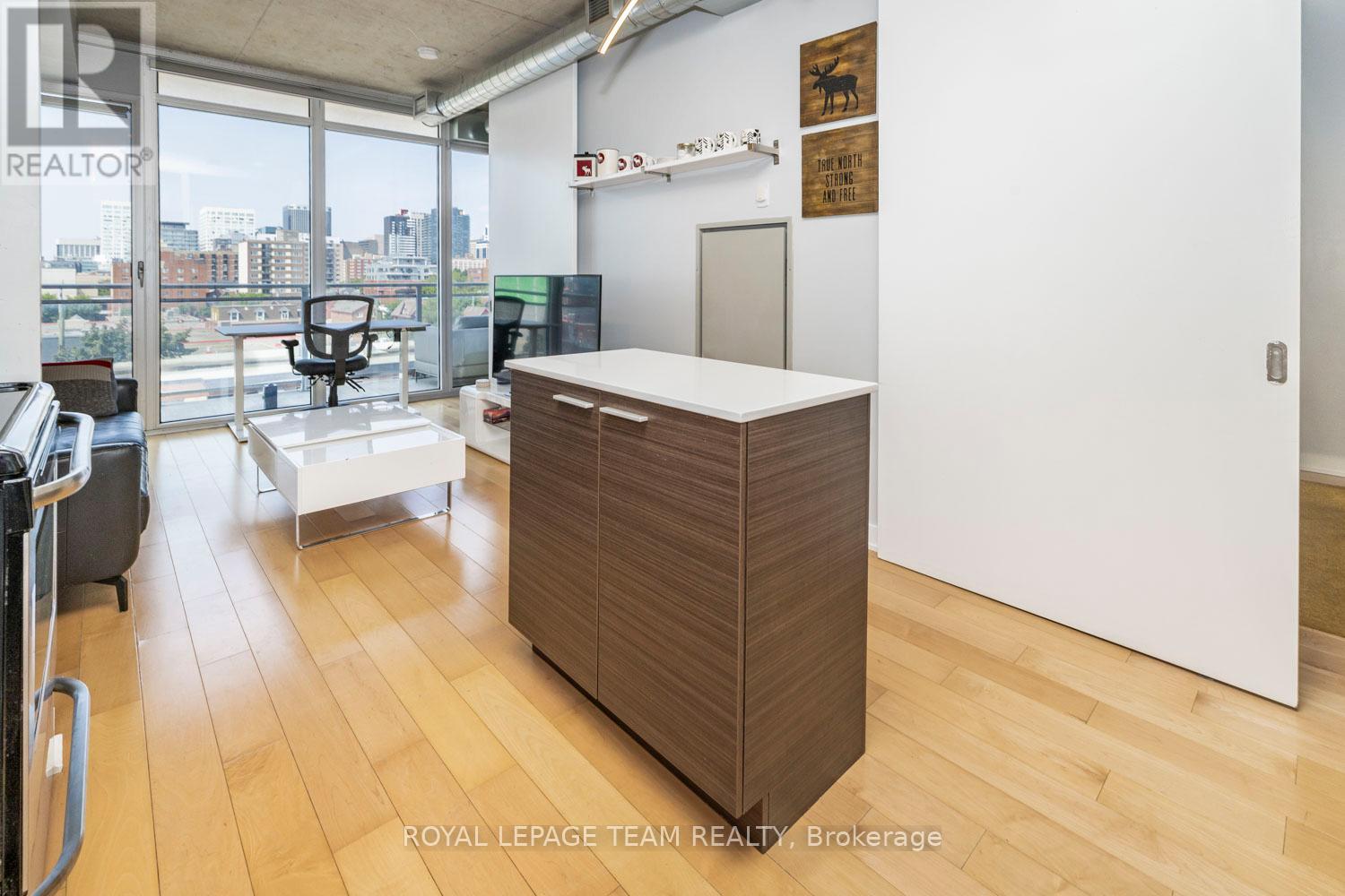 514 - 354 Gladstone Avenue, Ottawa, Ontario  K2P 0R4 - Photo 12 - X12540252