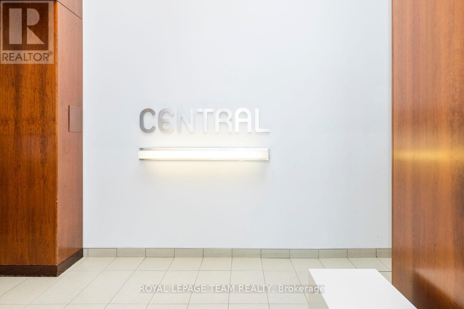 514 - 354 Gladstone Avenue, Ottawa, Ontario  K2P 0R4 - Photo 3 - X12540252