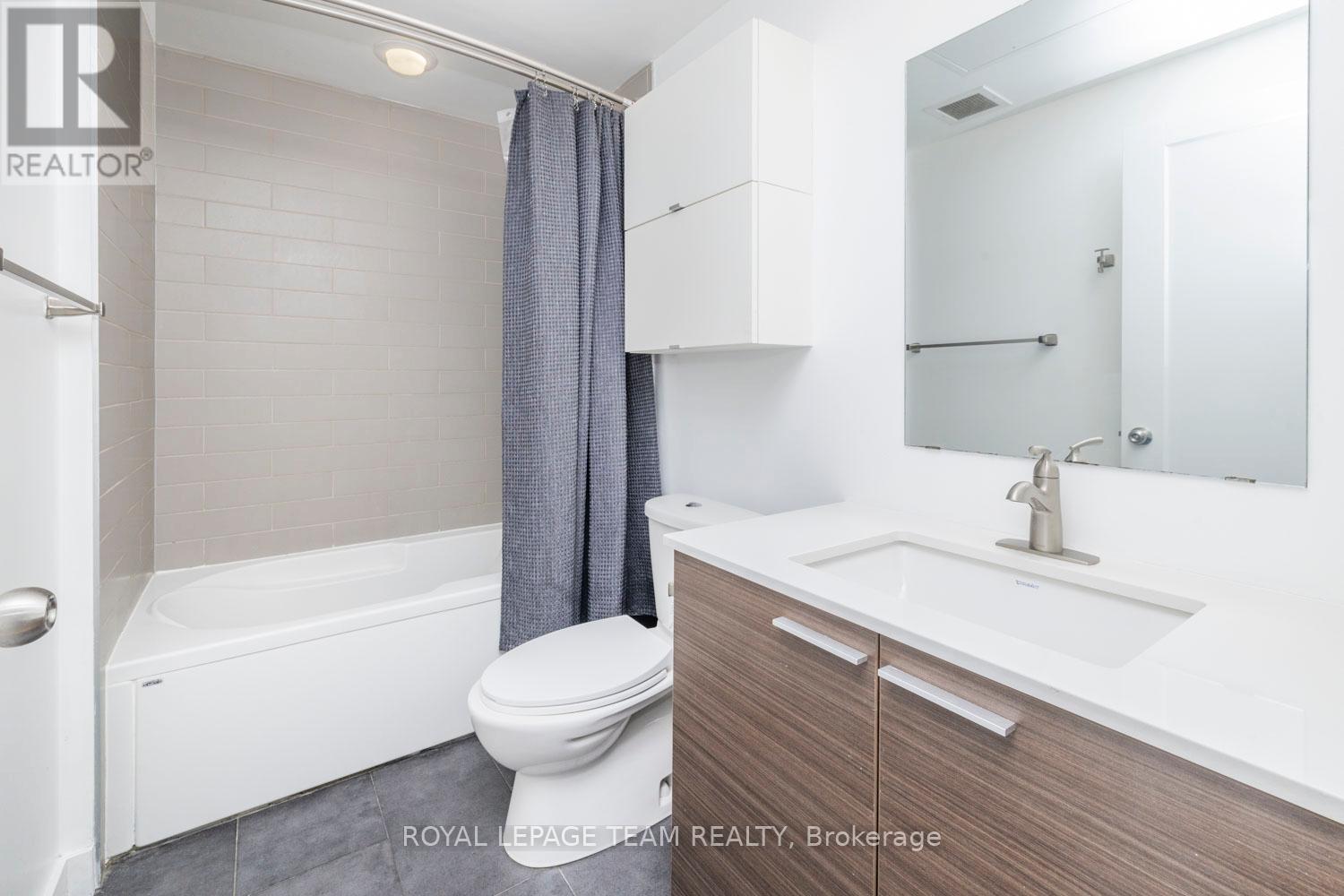 514 - 354 Gladstone Avenue, Ottawa, Ontario  K2P 0R4 - Photo 5 - X12540252