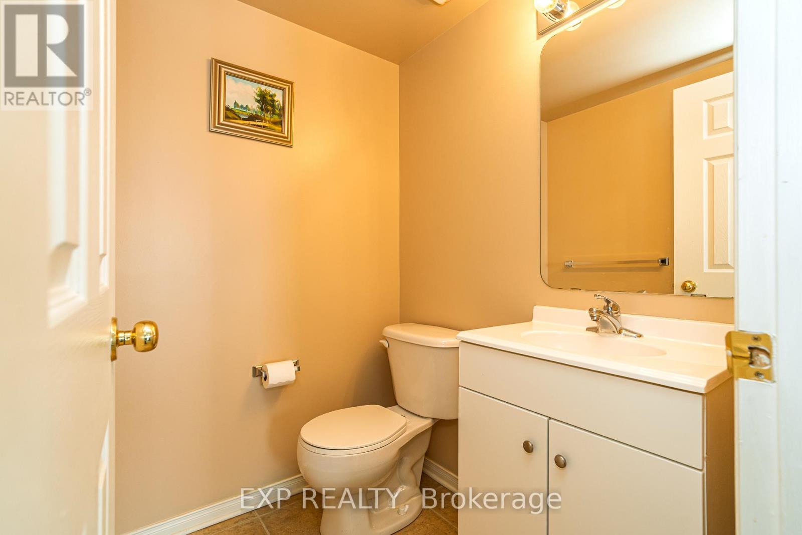 132 Grovemont Drive, Ottawa, Ontario  K2G 6Z9 - Photo 8 - X12540324
