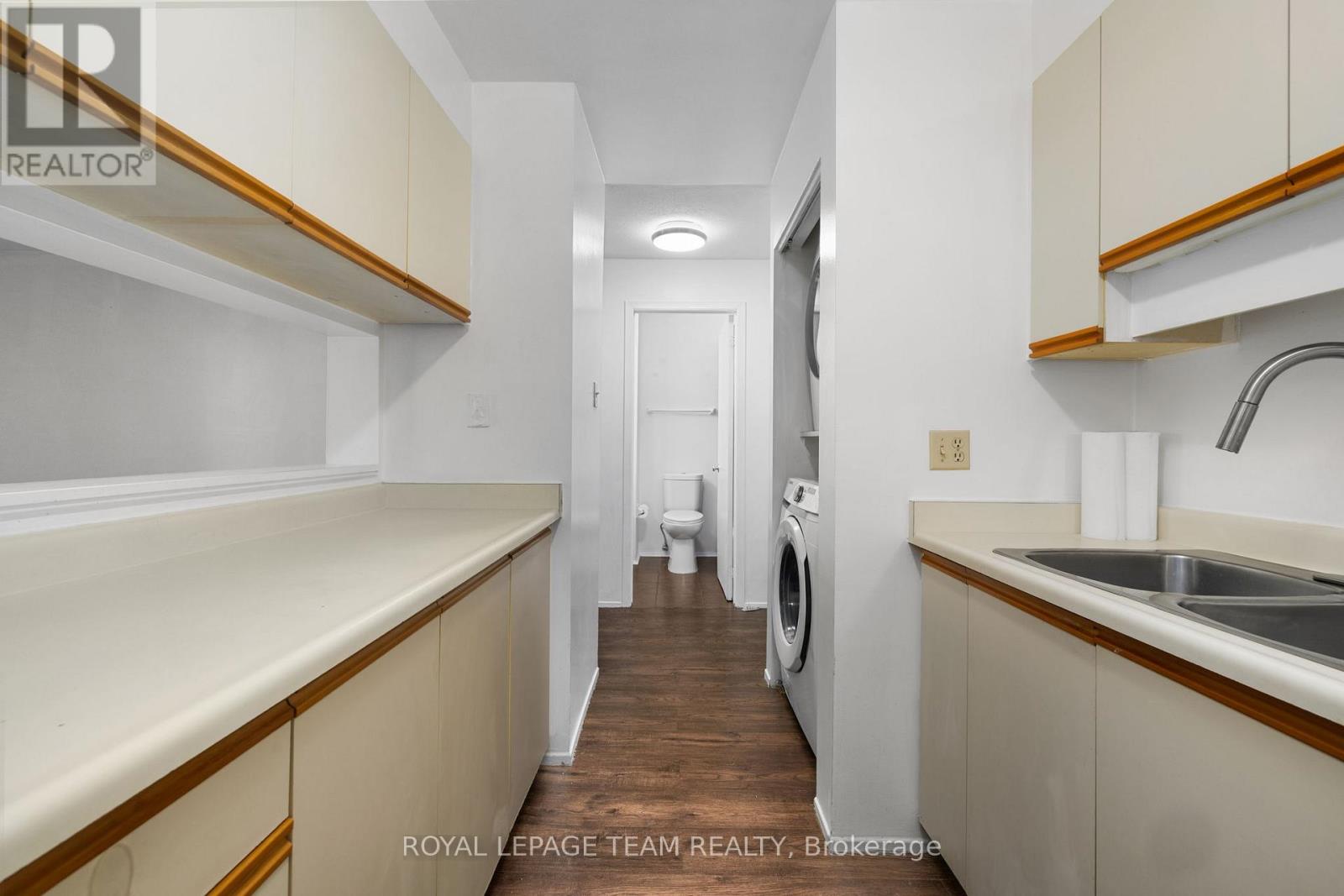 314 - 214 Viewmount Drive, Ottawa, Ontario K2E 7X3 - Photo 7 - X12540368