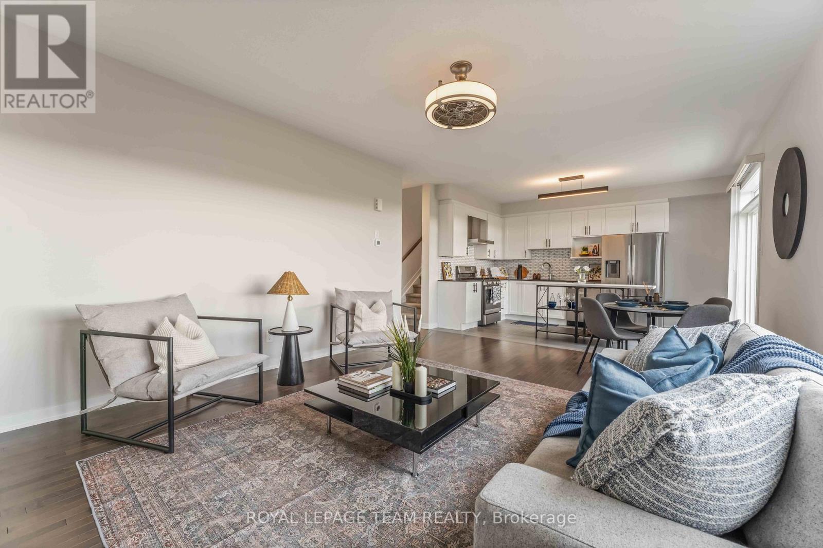 3040 Travertine Way, Ottawa, Ontario  K2J 6W9 - Photo 12 - X12540436