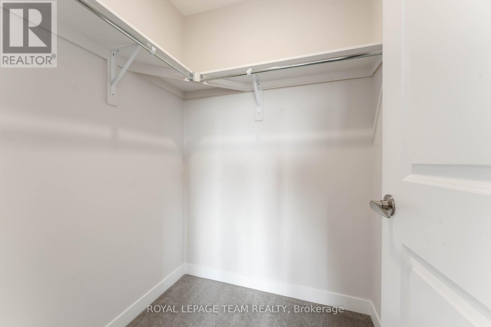 3040 Travertine Way, Ottawa, Ontario  K2J 6W9 - Photo 24 - X12540436