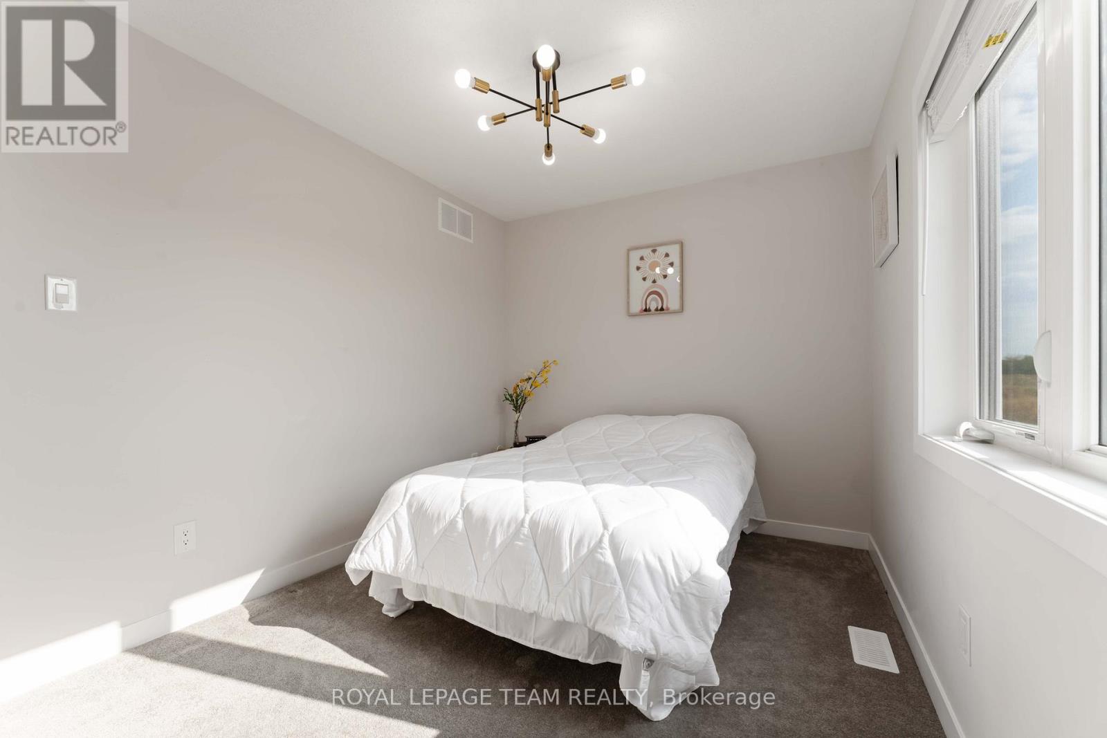 3040 Travertine Way, Ottawa, Ontario  K2J 6W9 - Photo 29 - X12540436