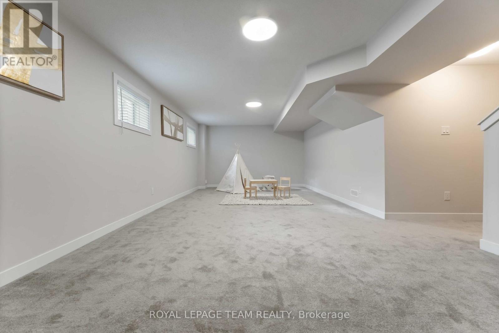 3040 Travertine Way, Ottawa, Ontario  K2J 6W9 - Photo 40 - X12540436