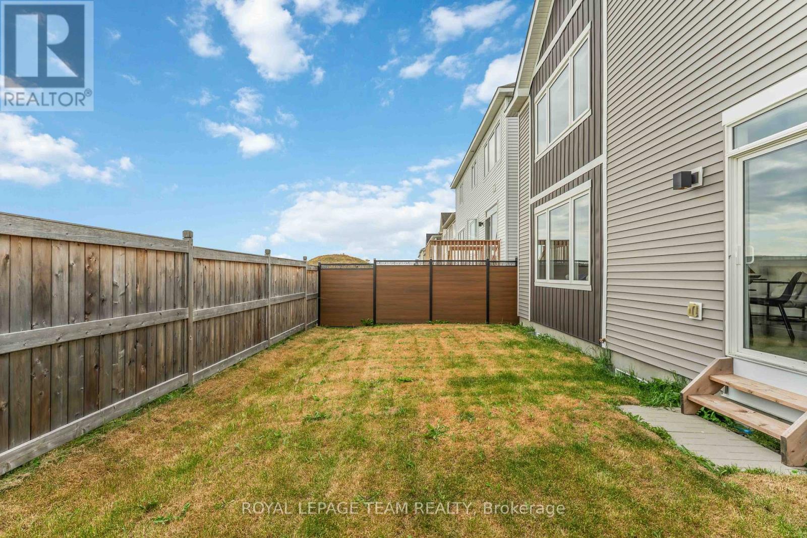 3040 Travertine Way, Ottawa, Ontario  K2J 6W9 - Photo 44 - X12540436