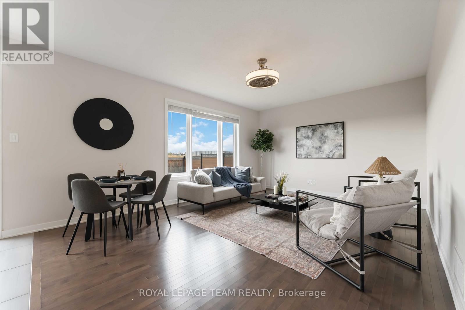 3040 Travertine Way, Ottawa, Ontario  K2J 6W9 - Photo 9 - X12540436