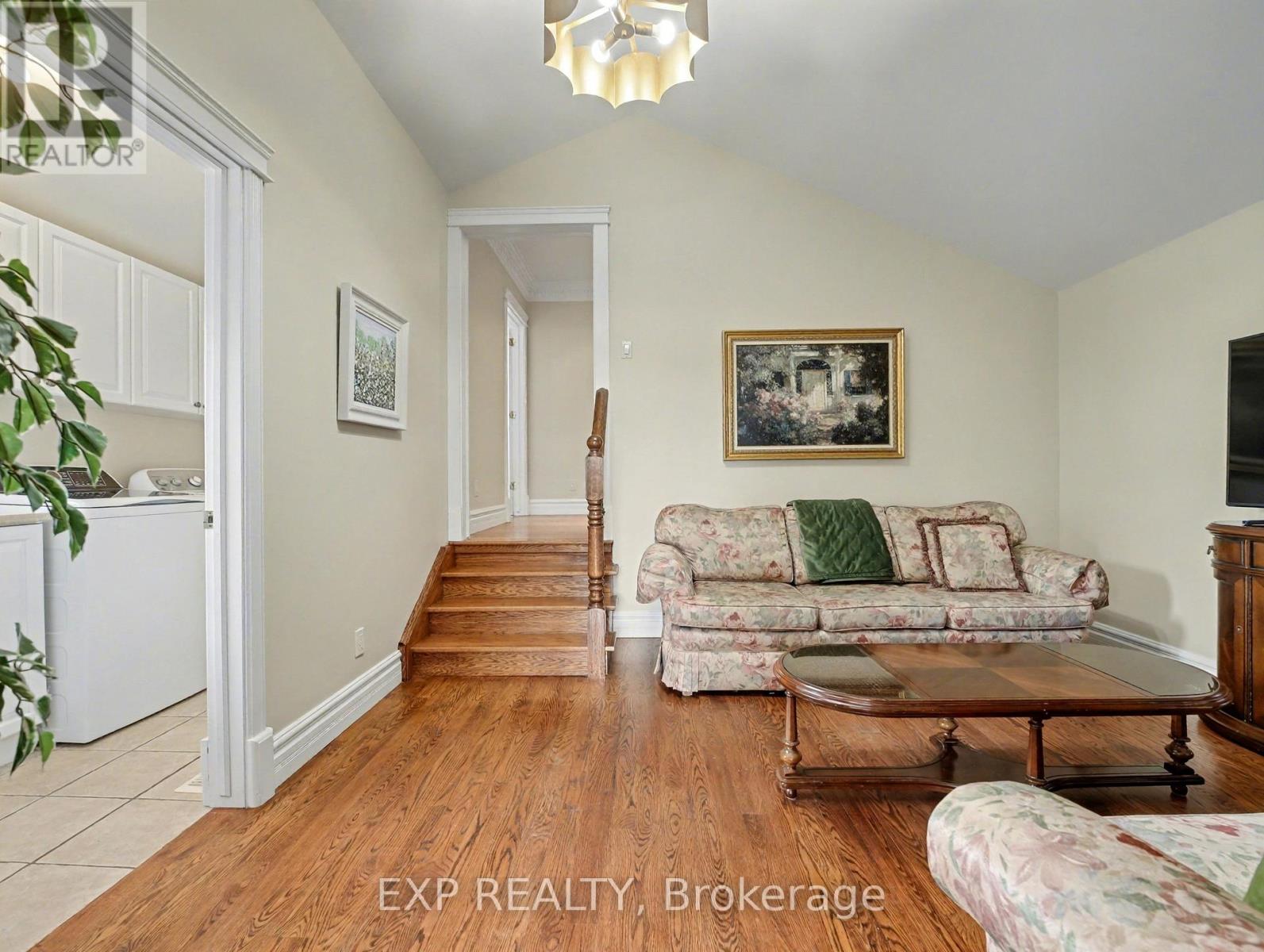 685 Beach Boulevard, Hamilton, Ontario  L8H 6Y5 - Photo 16 - X12540210