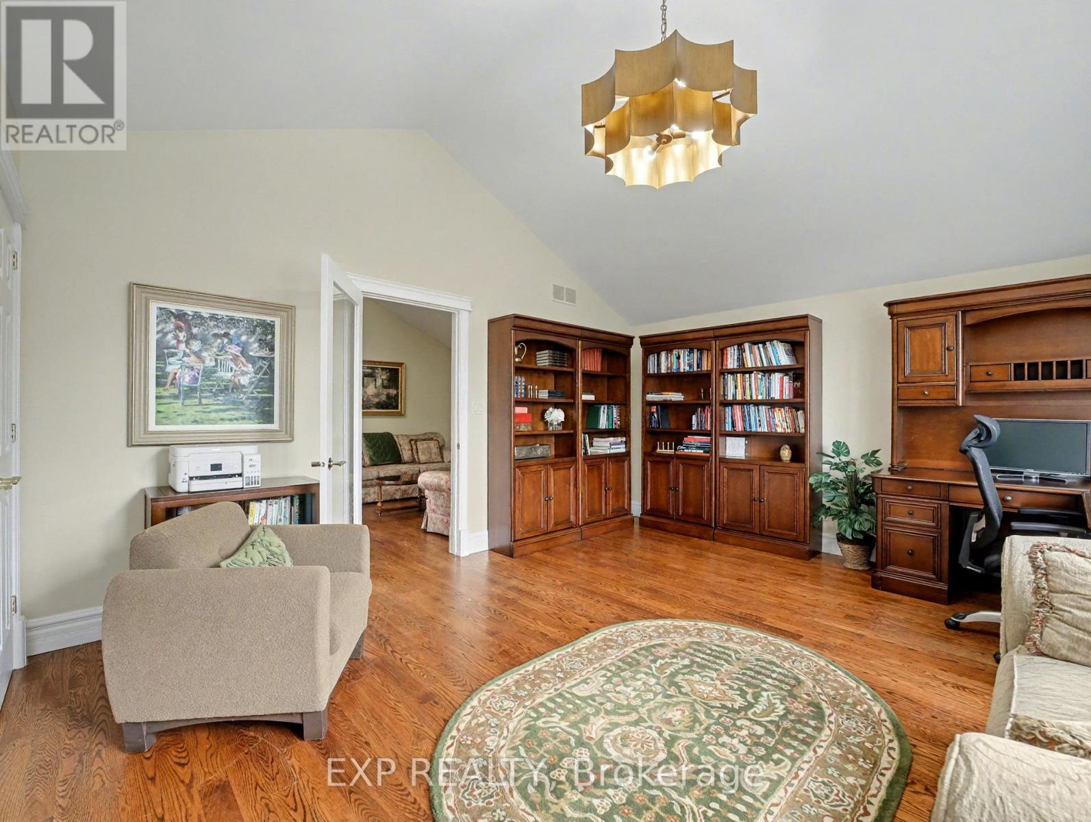 685 Beach Boulevard, Hamilton, Ontario  L8H 6Y5 - Photo 19 - X12540210