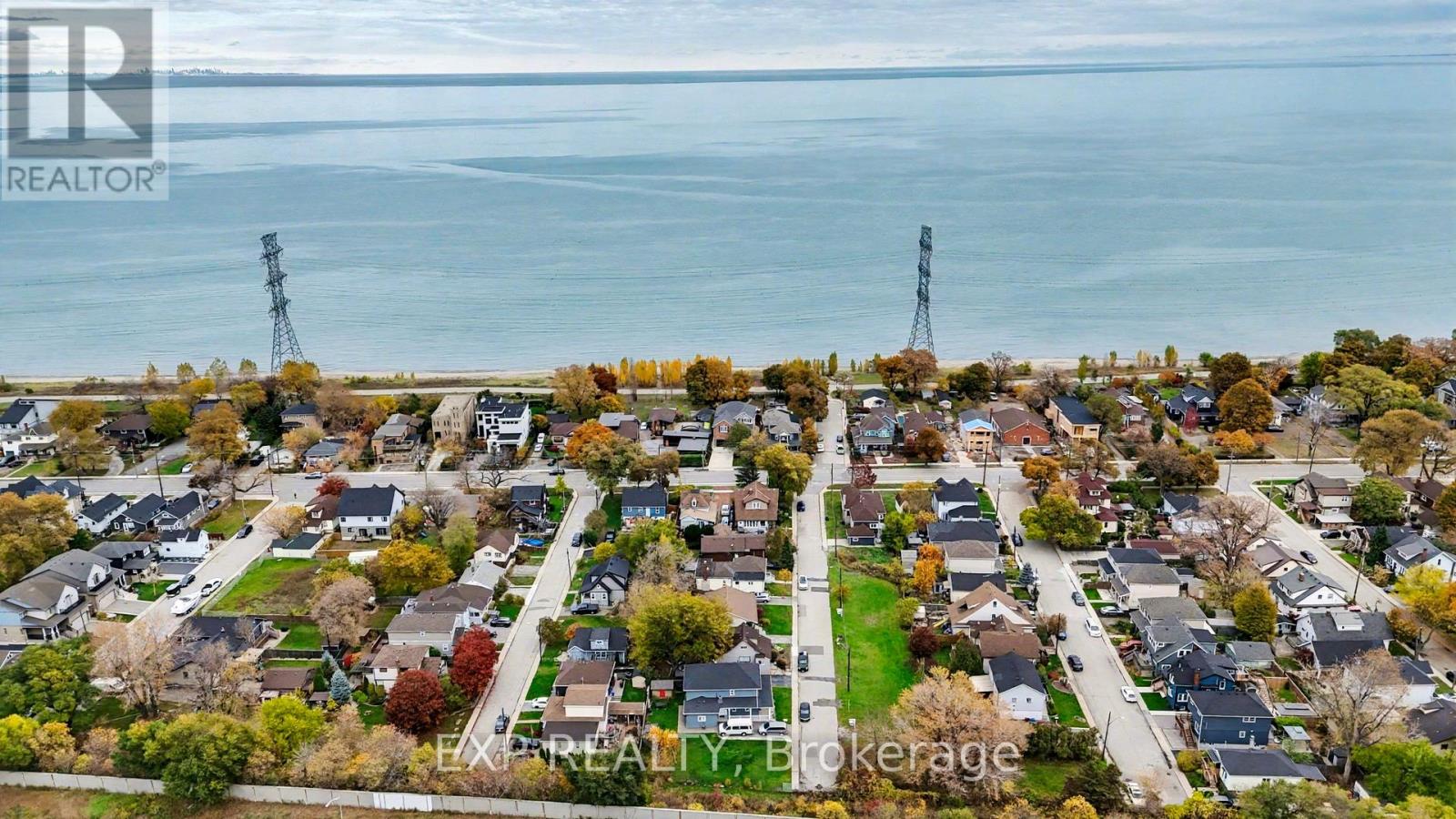 685 Beach Boulevard, Hamilton, Ontario  L8H 6Y5 - Photo 46 - X12540210