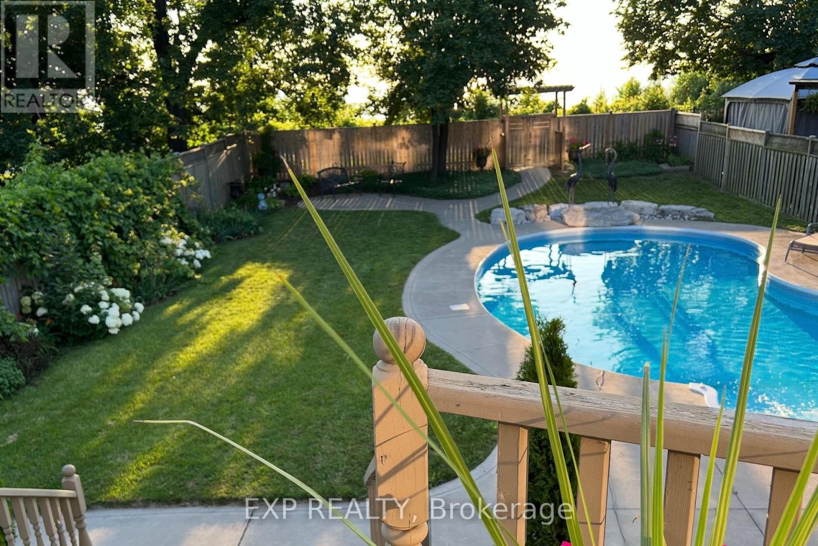 685 Beach Boulevard, Hamilton, Ontario  L8H 6Y5 - Photo 48 - X12540210