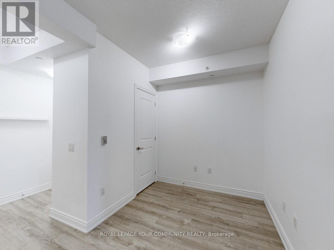 301 - 9618 Yonge Street, Richmond Hill, Ontario  L4C 0X5 - Photo 20 - N12540118