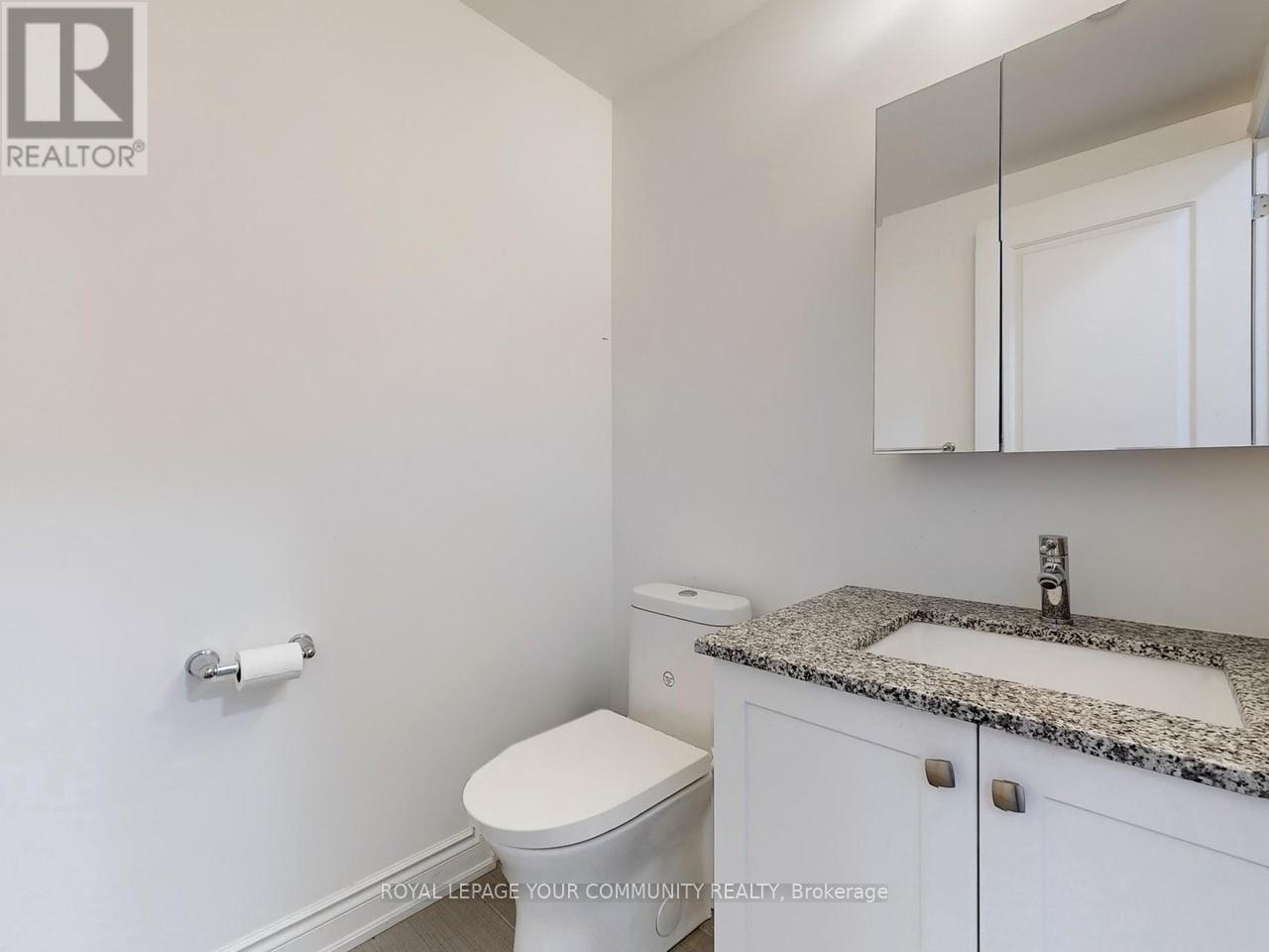 301 - 9618 Yonge Street, Richmond Hill, Ontario  L4C 0X5 - Photo 22 - N12540118