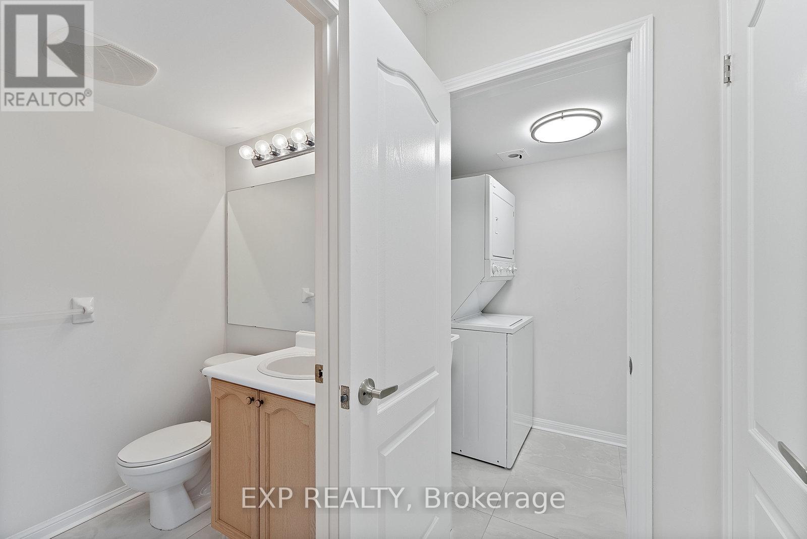 210 - 2506 Rutherford Road, Vaughan, Ontario  L4K 5N4 - Photo 24 - N12540134