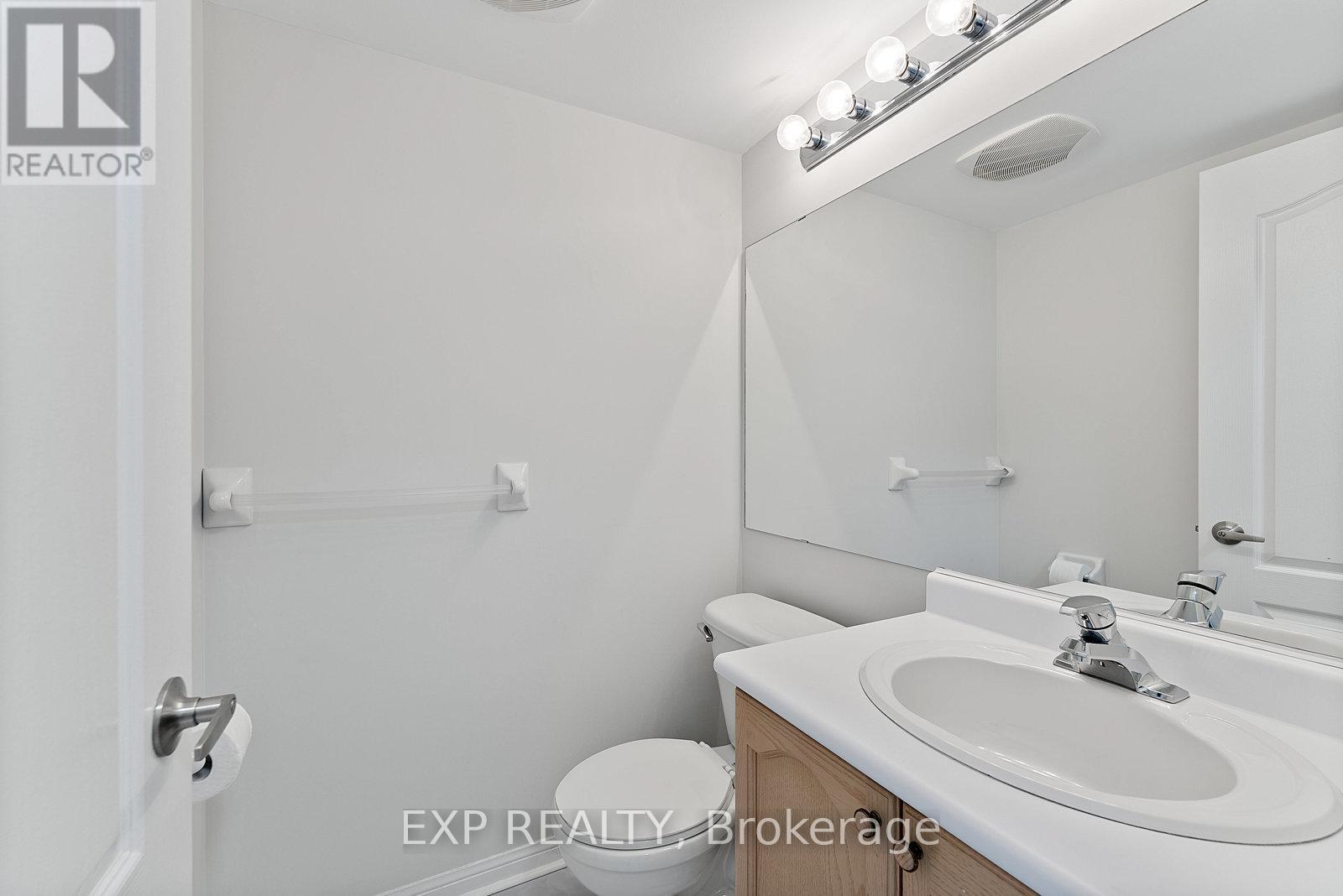 210 - 2506 Rutherford Road, Vaughan, Ontario  L4K 5N4 - Photo 25 - N12540134