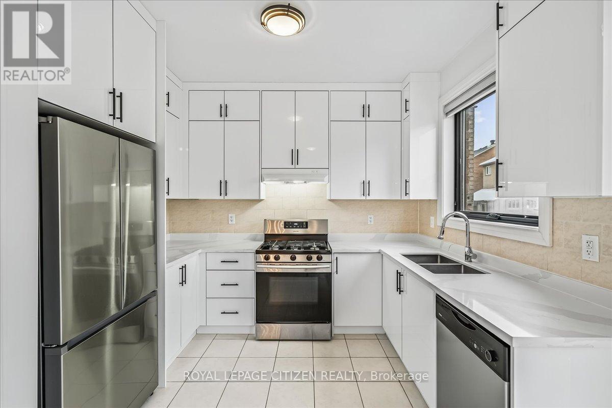 341 Williamson Road, Markham, Ontario  L6E 0H2 - Photo 17 - N12540154