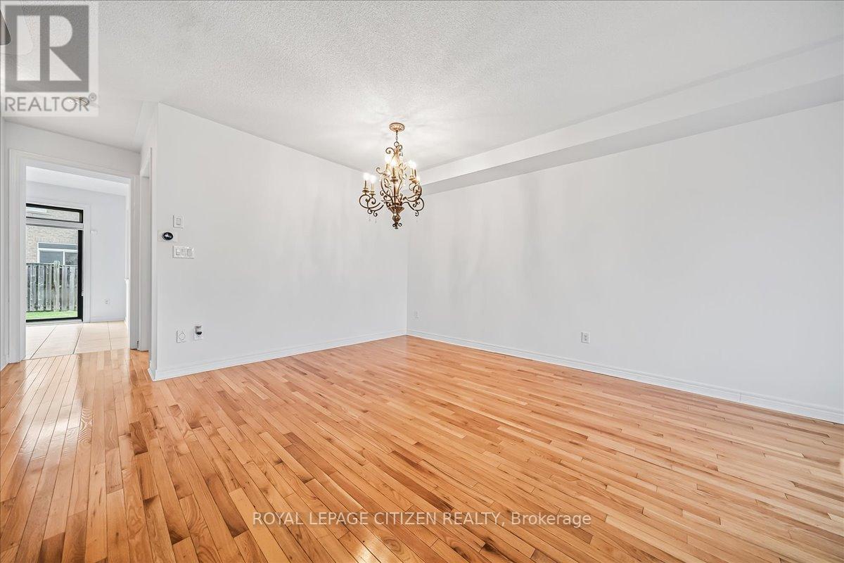 341 Williamson Road, Markham, Ontario  L6E 0H2 - Photo 6 - N12540154