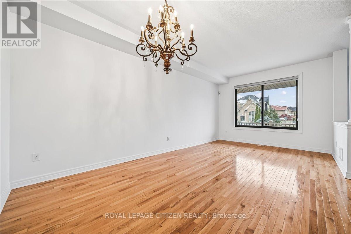 341 Williamson Road, Markham, Ontario  L6E 0H2 - Photo 8 - N12540154