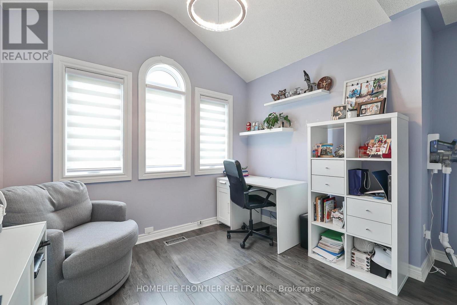 6 Raintree Crescent, Richmond Hill, Ontario  L4E 3T5 - Photo 31 - N12540158