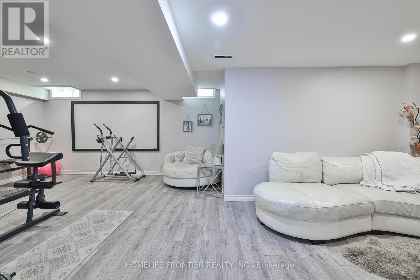 6 Raintree Crescent, Richmond Hill, Ontario  L4E 3T5 - Photo 41 - N12540158