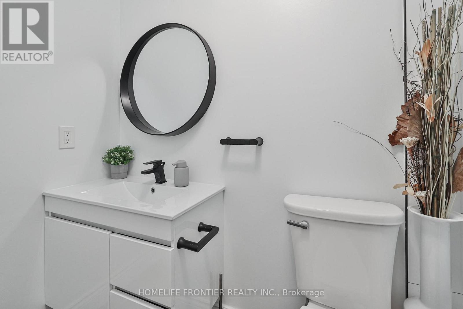 6 Raintree Crescent, Richmond Hill, Ontario  L4E 3T5 - Photo 43 - N12540158