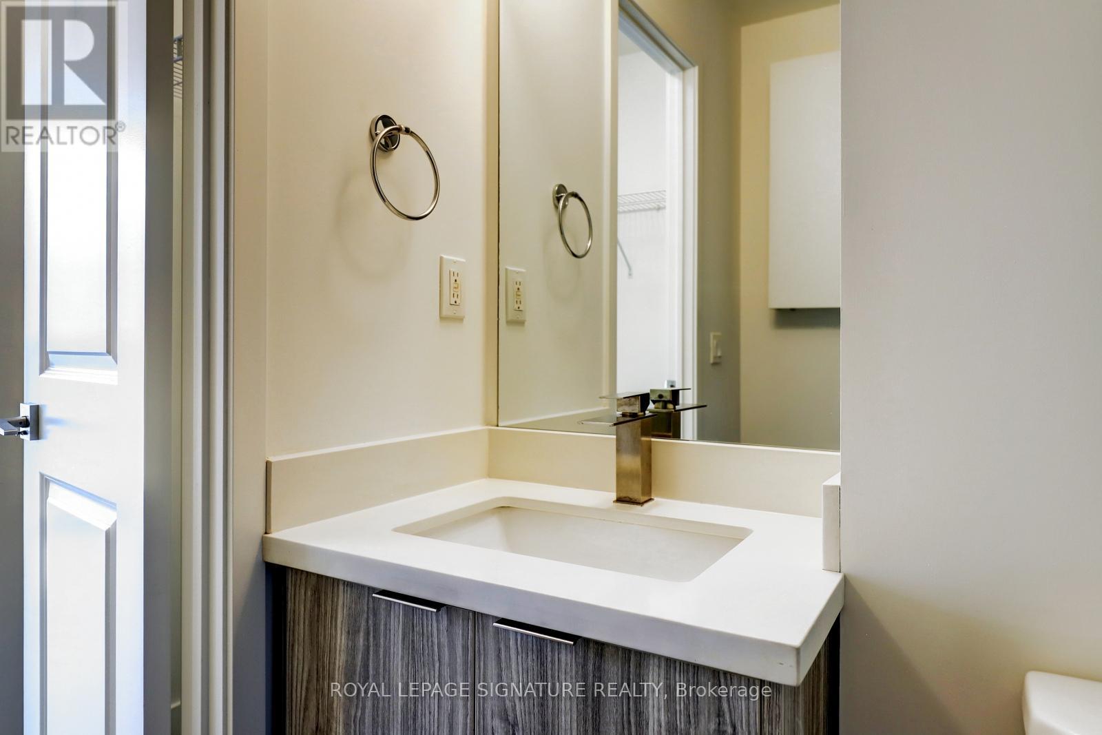 2105 - 2916 Highway 7, Vaughan, Ontario  L4K 0K6 - Photo 19 - N12540168