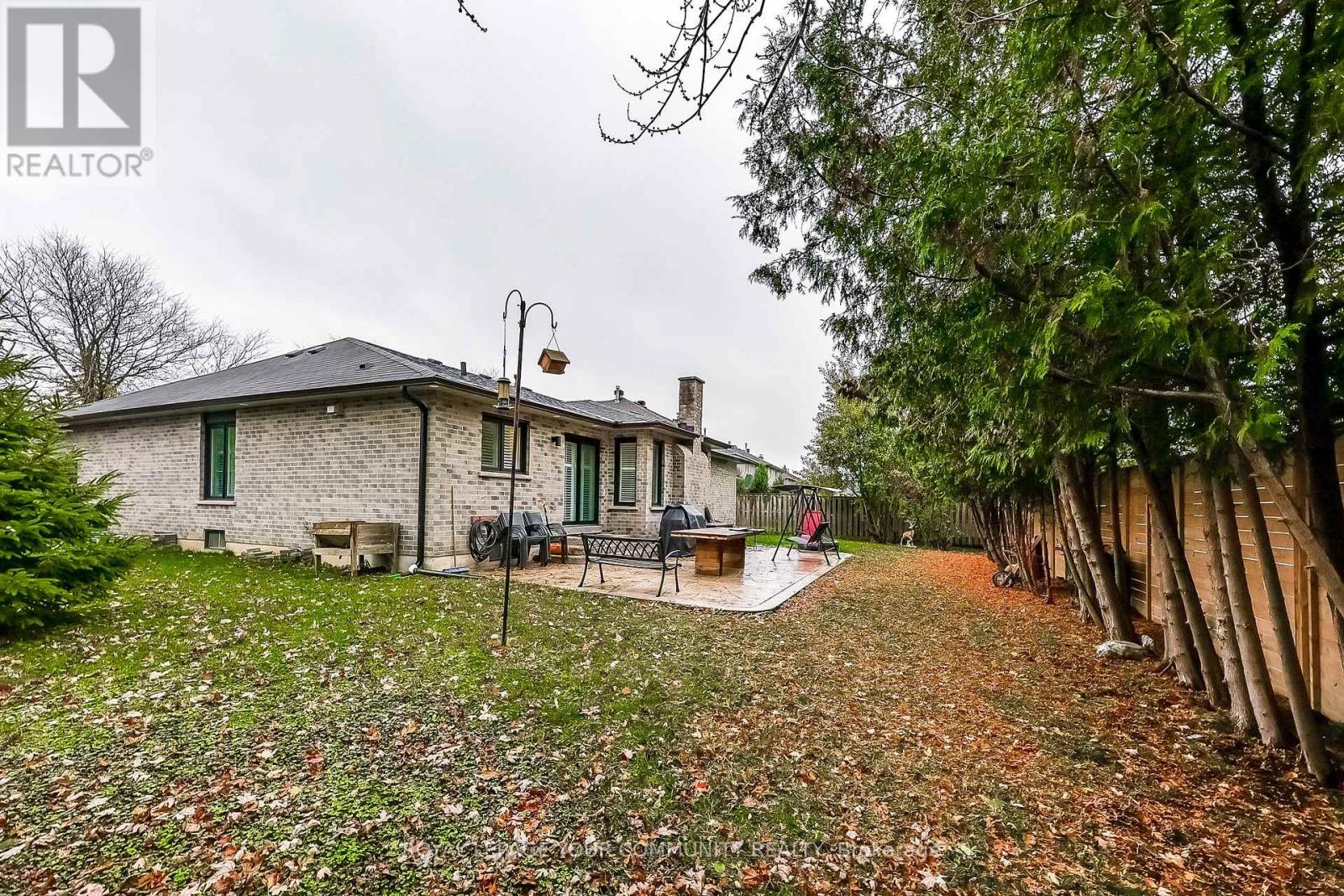 28 Bishopsbridge Crescent, Richmond Hill, Ontario  L4E 2L7 - Photo 28 - N12540206