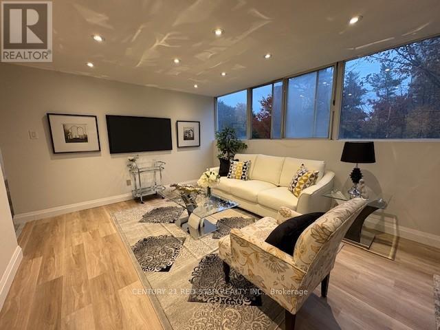 107 - 3695 Kaneff Crescent, Mississauga, Ontario  L5A 4B6 - Photo 8 - W12537990