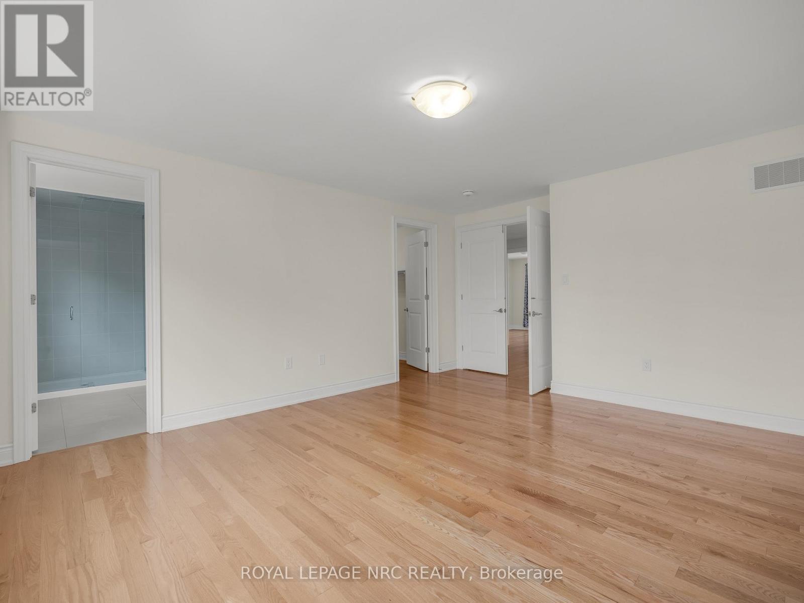 34 Windsor Circle, Niagara-On-The-Lake, Ontario  L0S 1J0 - Photo 25 - X12540264