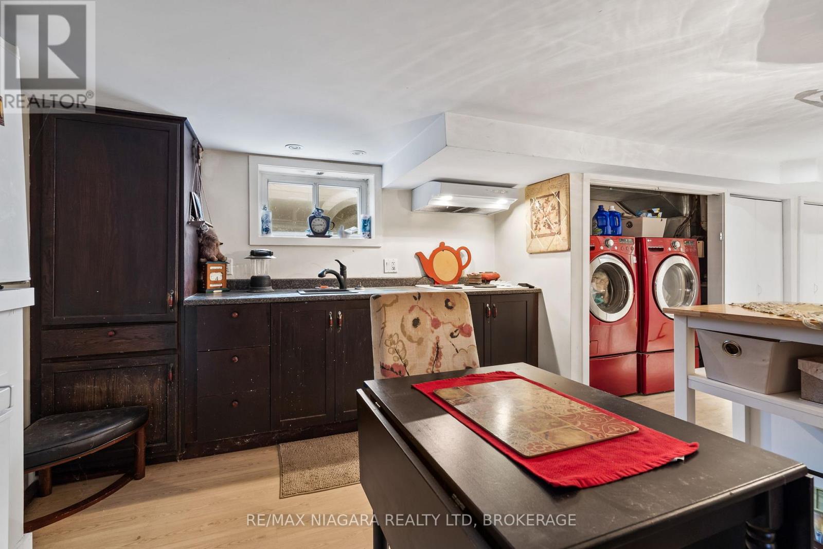 53 Marquis Street, St. Catharines, Ontario  L2R 4Y7 - Photo 18 - X12540280