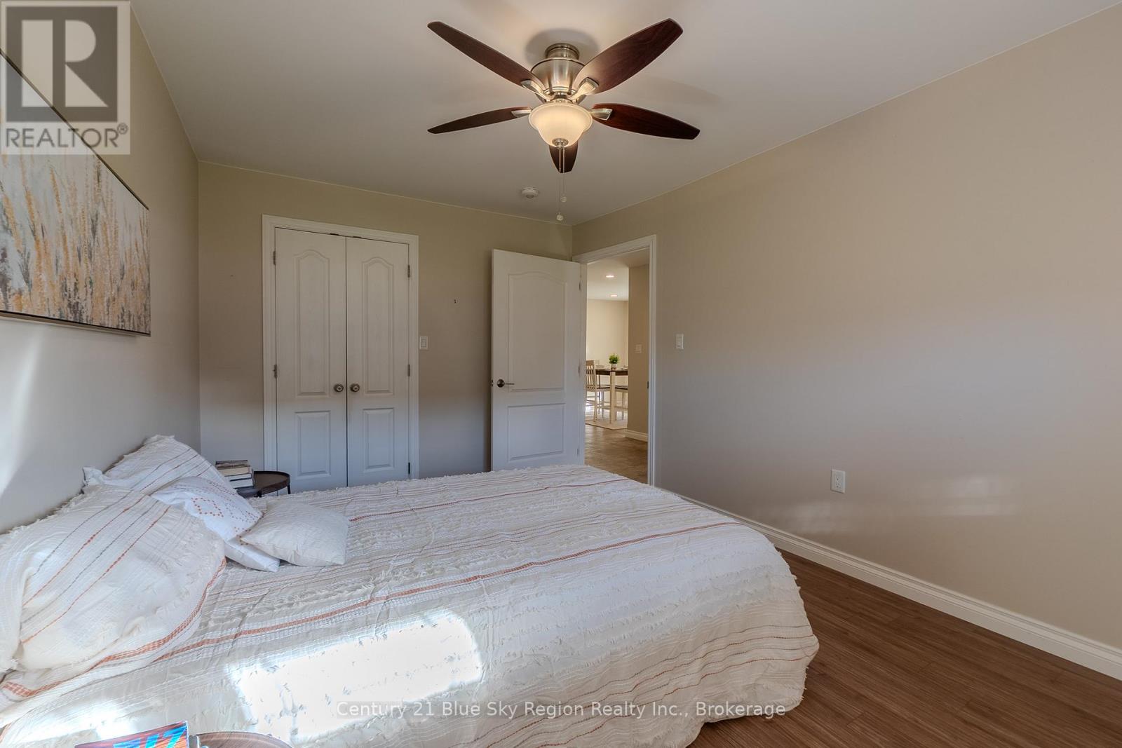 105 Third Street, West Nipissing, Ontario  P2B 3E1 - Photo 21 - X12540412